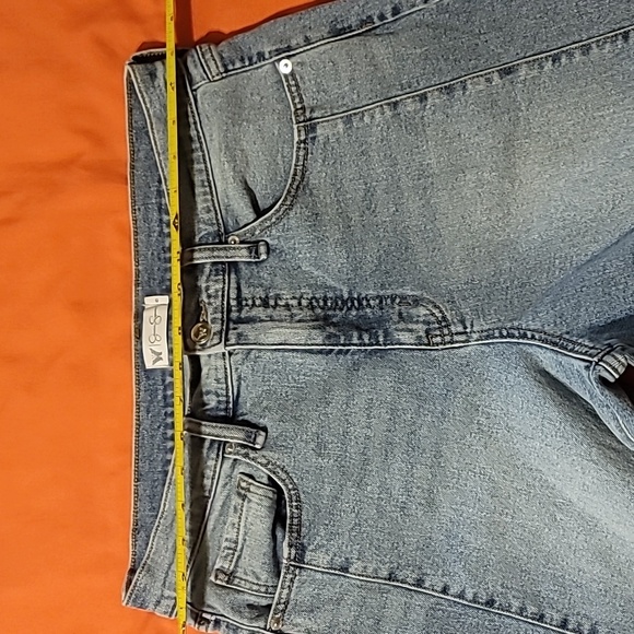 Jessica Simpson Barrel Leg Jeans Size 8 - Picture 3 of 5